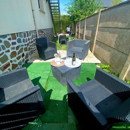 Une Ambiance Cosy Avec Jardin Privatif Nassandres Buitenkant foto