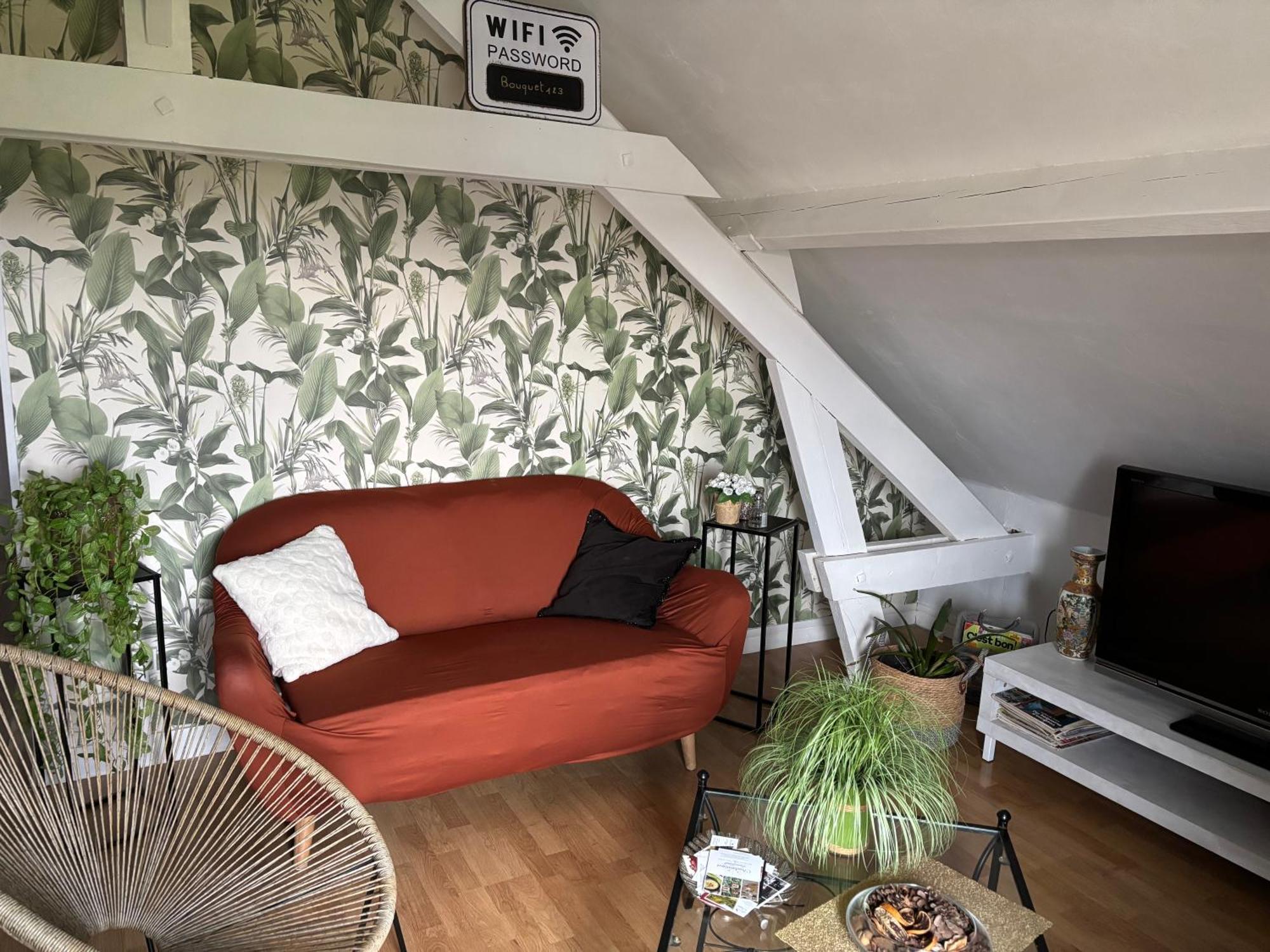 Une Ambiance Cosy Avec Jardin Privatif Nassandres Buitenkant foto